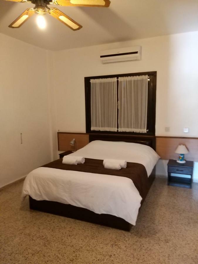 Balci Plaza Hotel And Balci Plaza Guest Bungalows Karpaz Peninsula Selenias 外观 照片