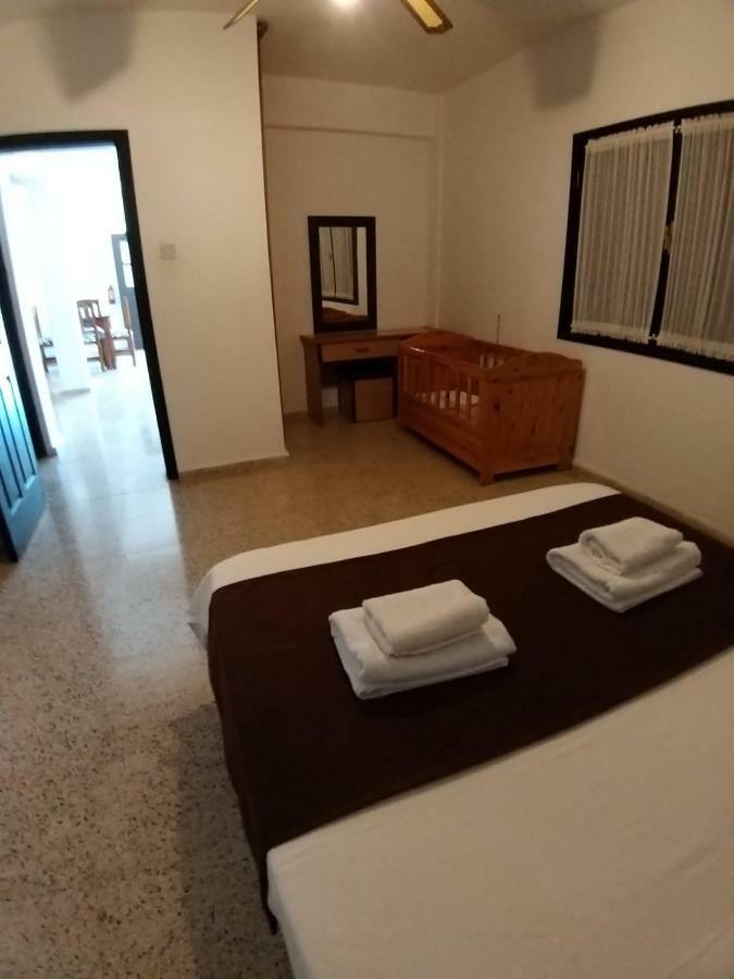 Balci Plaza Hotel And Balci Plaza Guest Bungalows Karpaz Peninsula Selenias 外观 照片